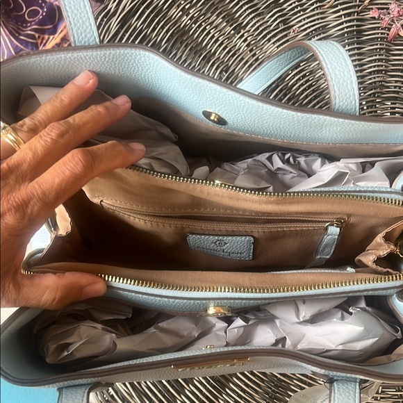 Nanette Lepore Blue Tote with Metallic Accent NWT - Picture 4 of 4
